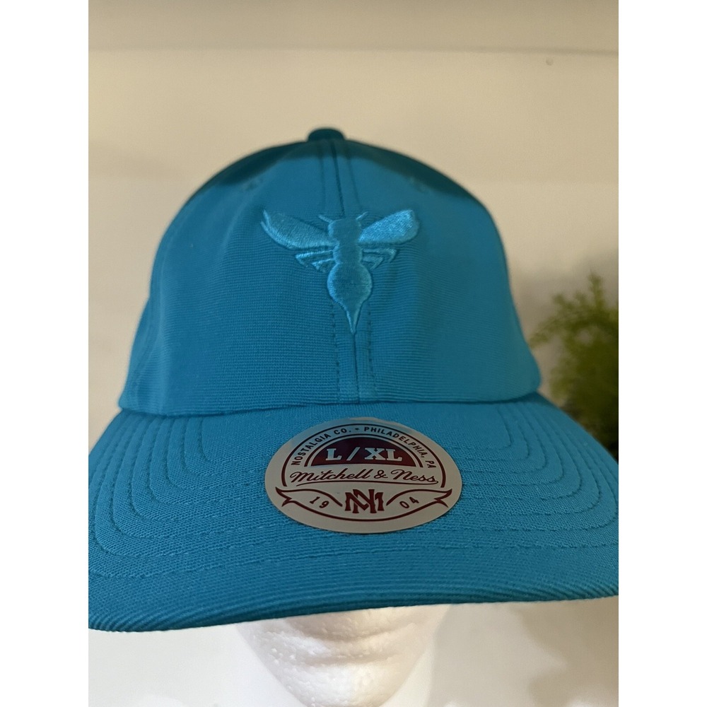 Mitchell & Ness NBA Charlotte Hornets stretch L / XLTeal Hat Cap New